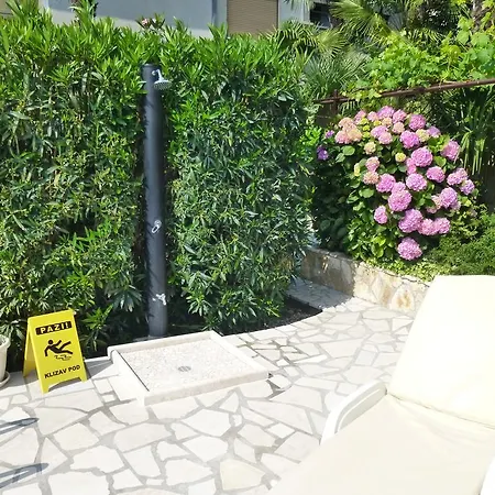 Apartment Grozic - A1 *