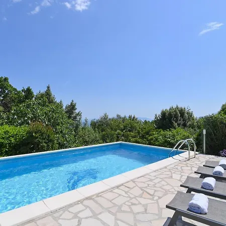Apartment Grozic - A1 *